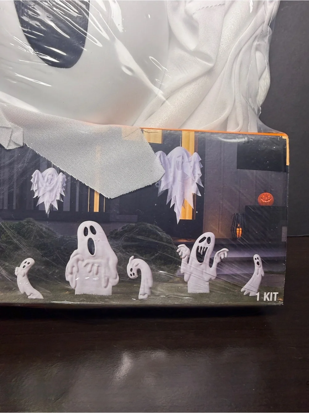 Hyde & Seek Halloween Ghosts Cemetery Kit
